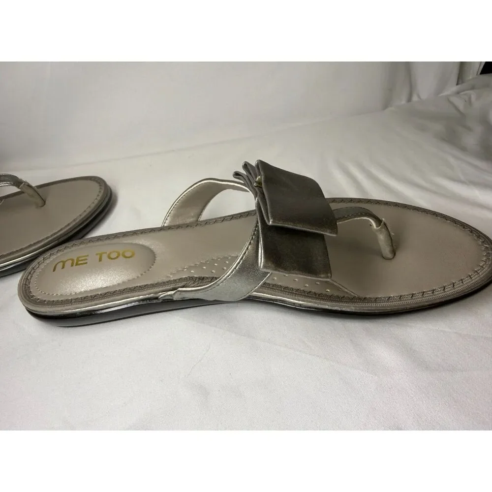 Me Too Silver Metallic Bow Sandals Women's Size 8 1/2 M Flat